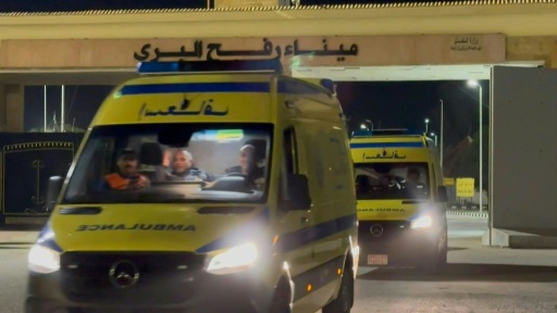 Gaza: des ambulances traversent le poste frontalier de Rafah vers l'Egypte