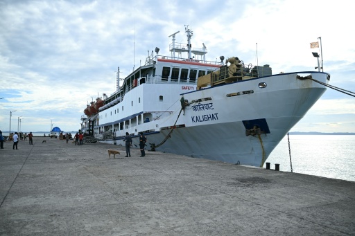 Le ferry Kalighat amarré le 30 mars 2026 à Campbell Bay, un village du district de Nicobar des îles Andaman-et-Nicobar, en Inde