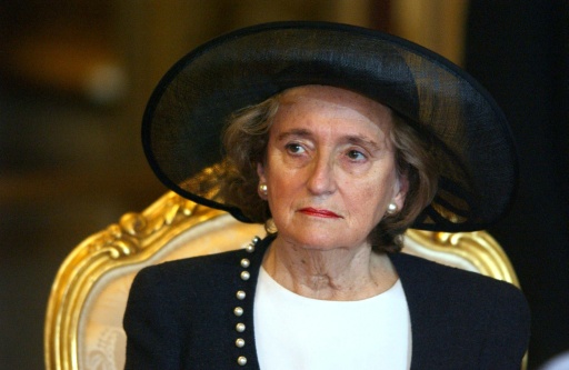 Bernadette Chirac au Sénat lors d'une visite de la reine Elizabeth II
