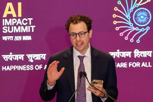 Dario Amodei, patron d'Anthropic, s'exprime à la tribune du Sommet sur l'impact de l'IA à New Delhi