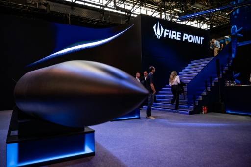 Le stand de l’entreprise ukrainienne Fire Point au salon Eurosatory à Villepinte