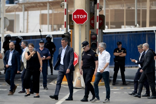 Pedro Sánchez et son ministre de l'Intérieur à Ceuta